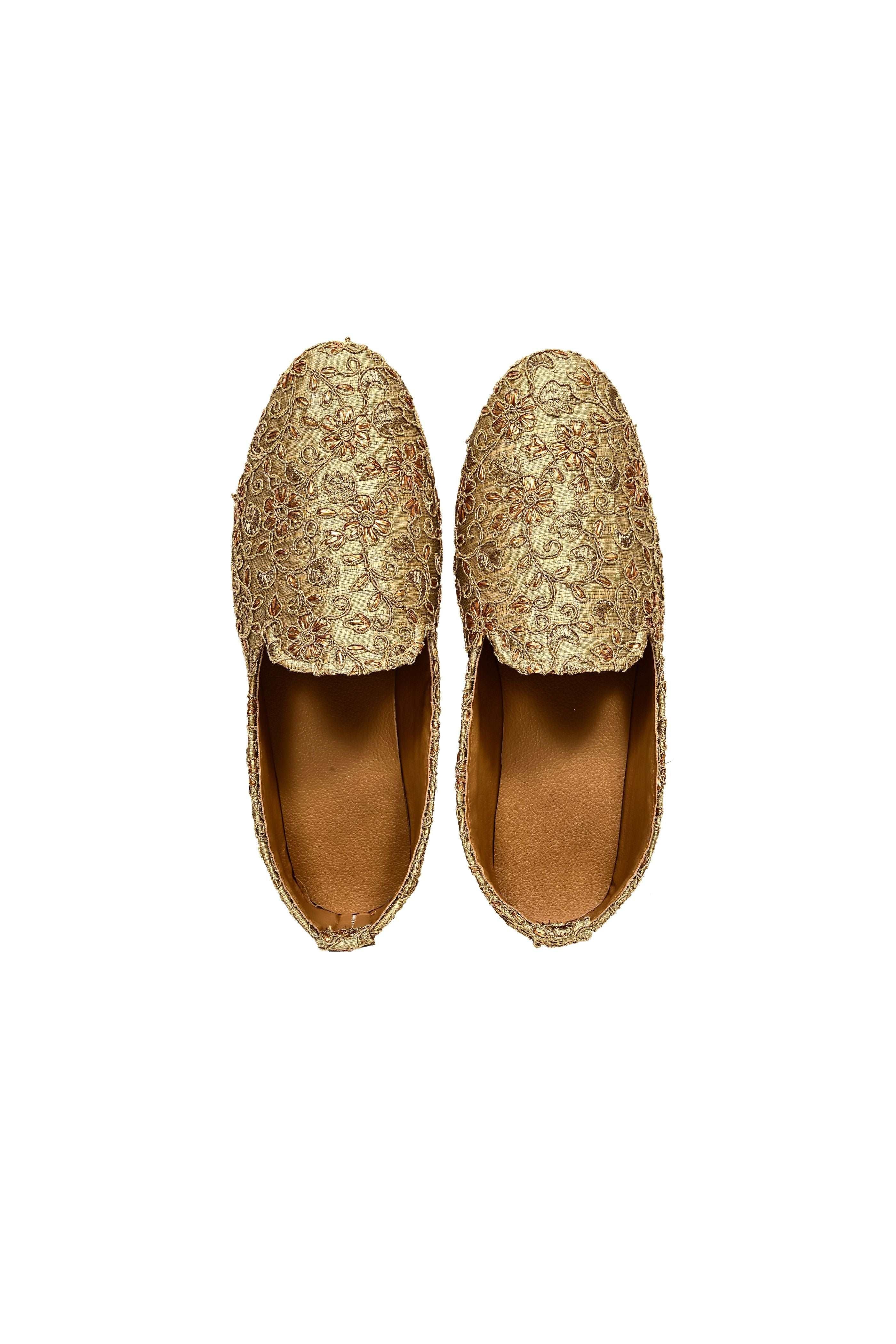 mens-ethnic-embroidery-jutties-and-mojari-for-wedding-party-occasion-fashion-outdoor-indoor-lightweight-shoes