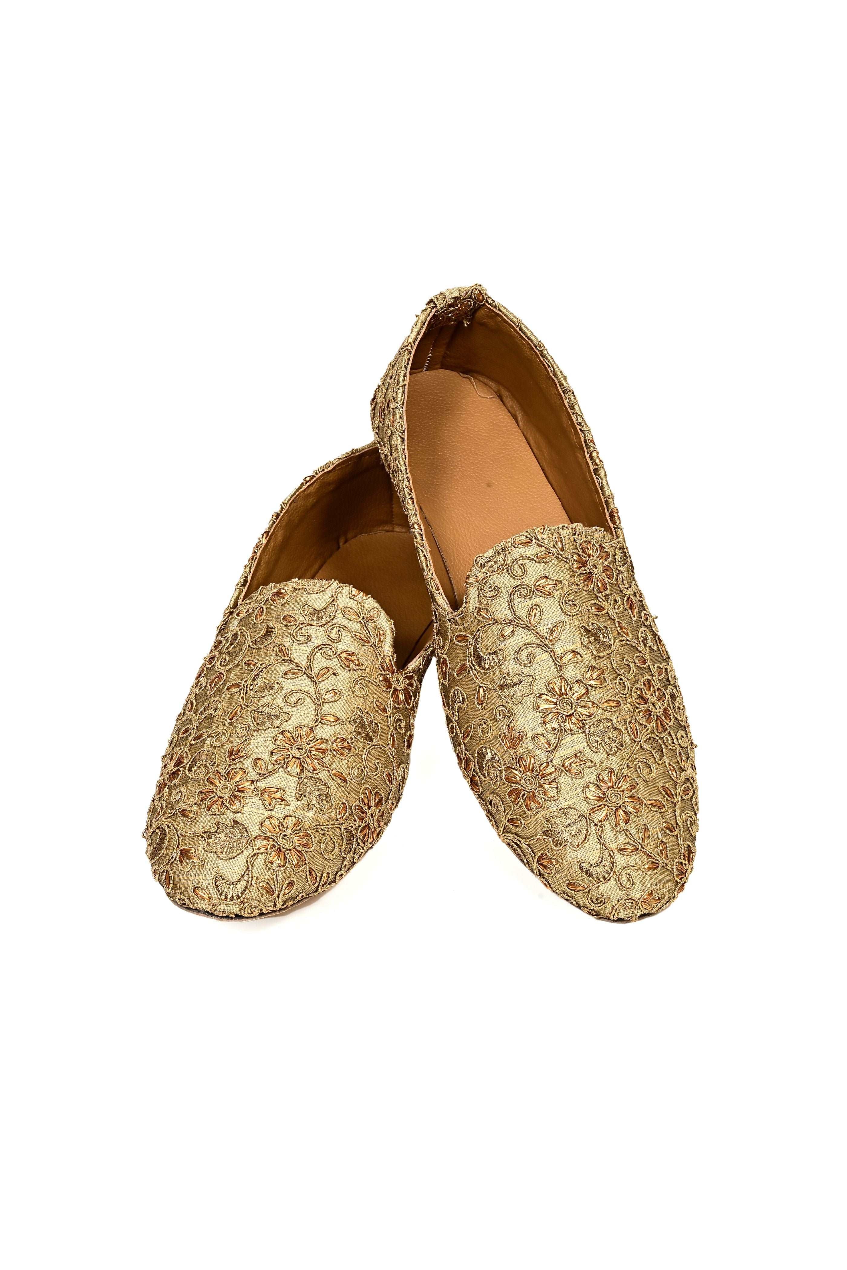 mens-ethnic-embroidery-jutties-and-mojari-for-wedding-party-occasion-fashion-outdoor-indoor-lightweight-shoes