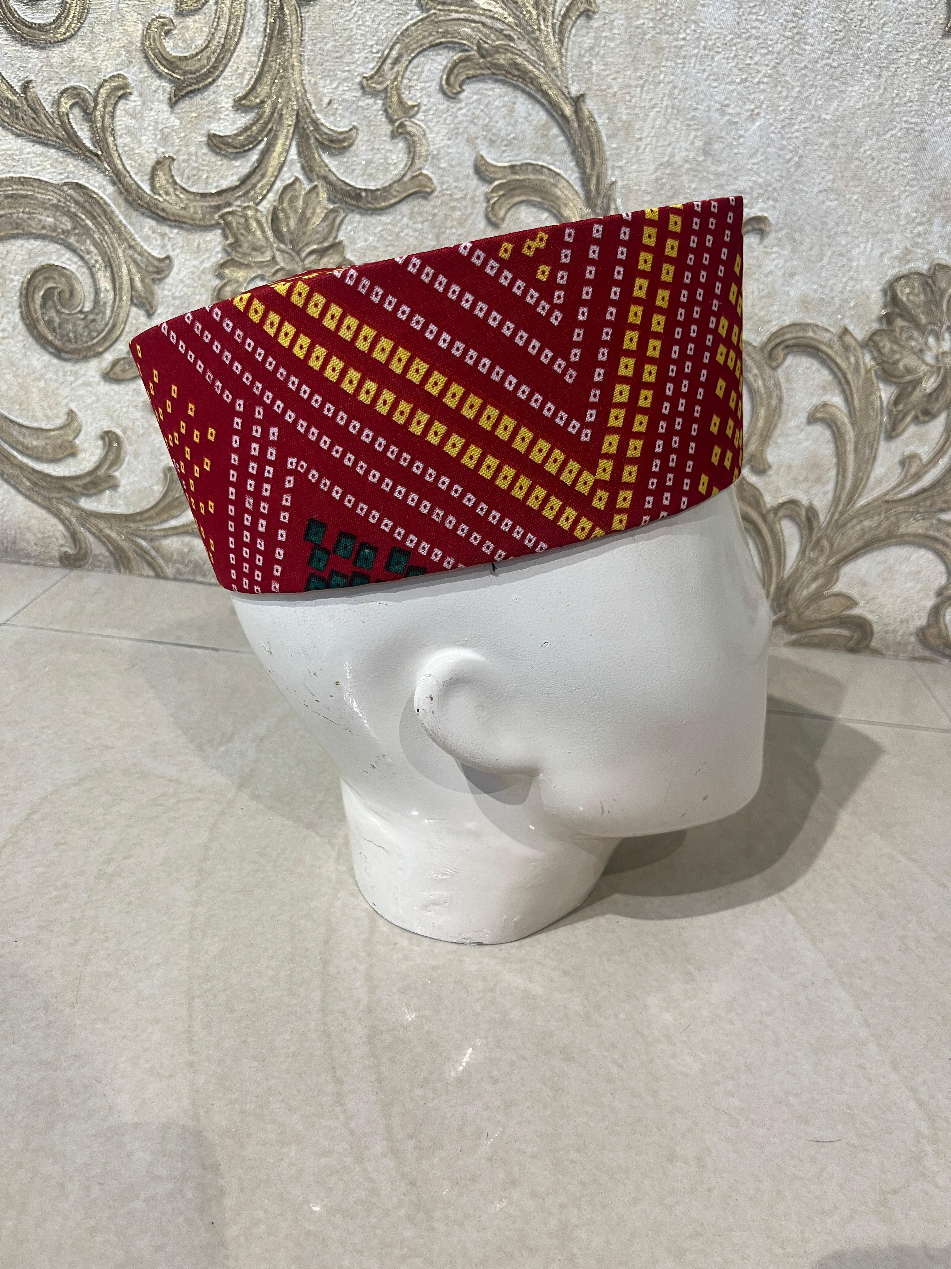 Puja hat