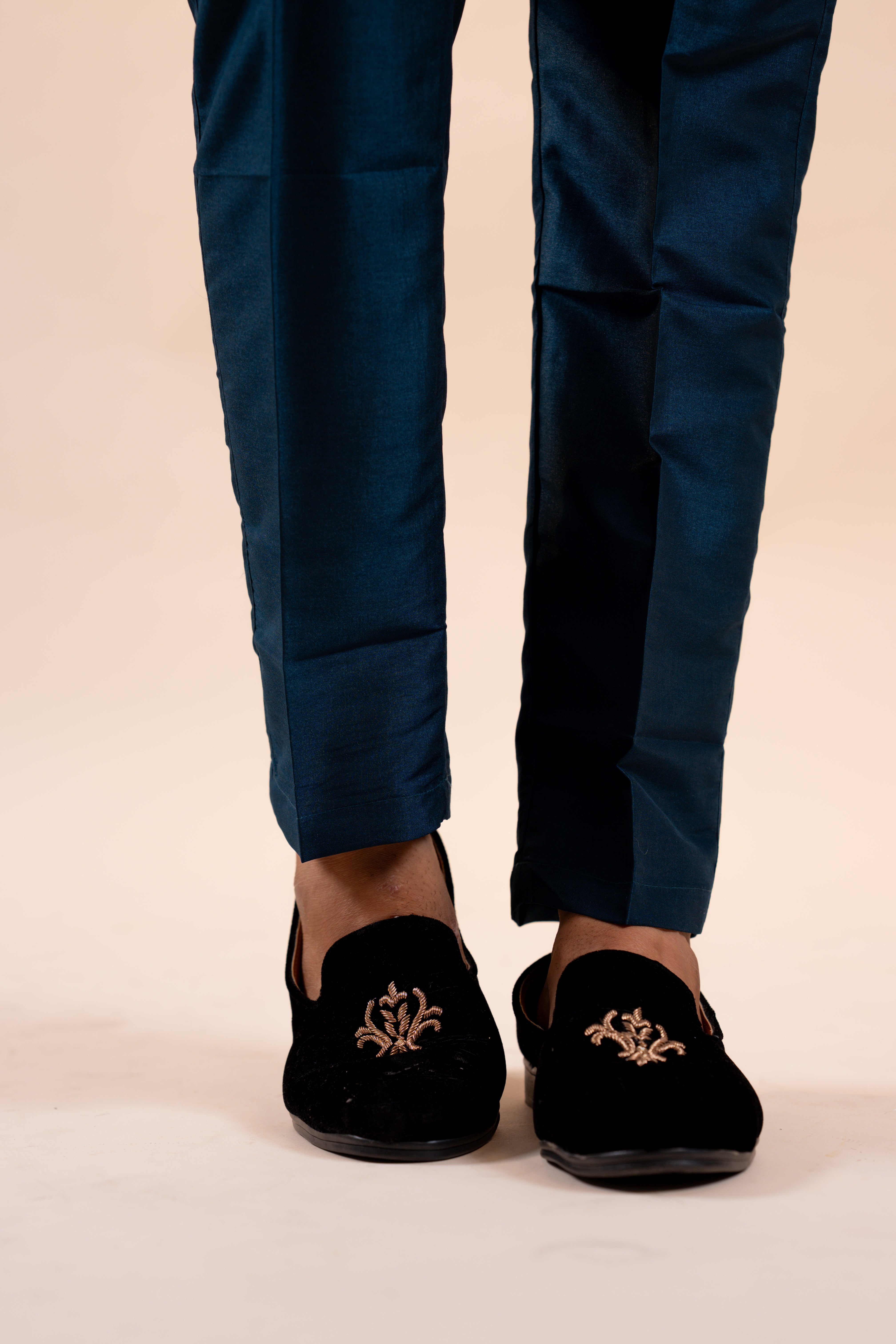 Punjabi Jutti For Men's Gold Traditional Handmade Wedding Bridal Shoes Ethnic Mojari Flat Khussa Jooti | Mojari Stylish Juttis | Silk Weaving Brocade
