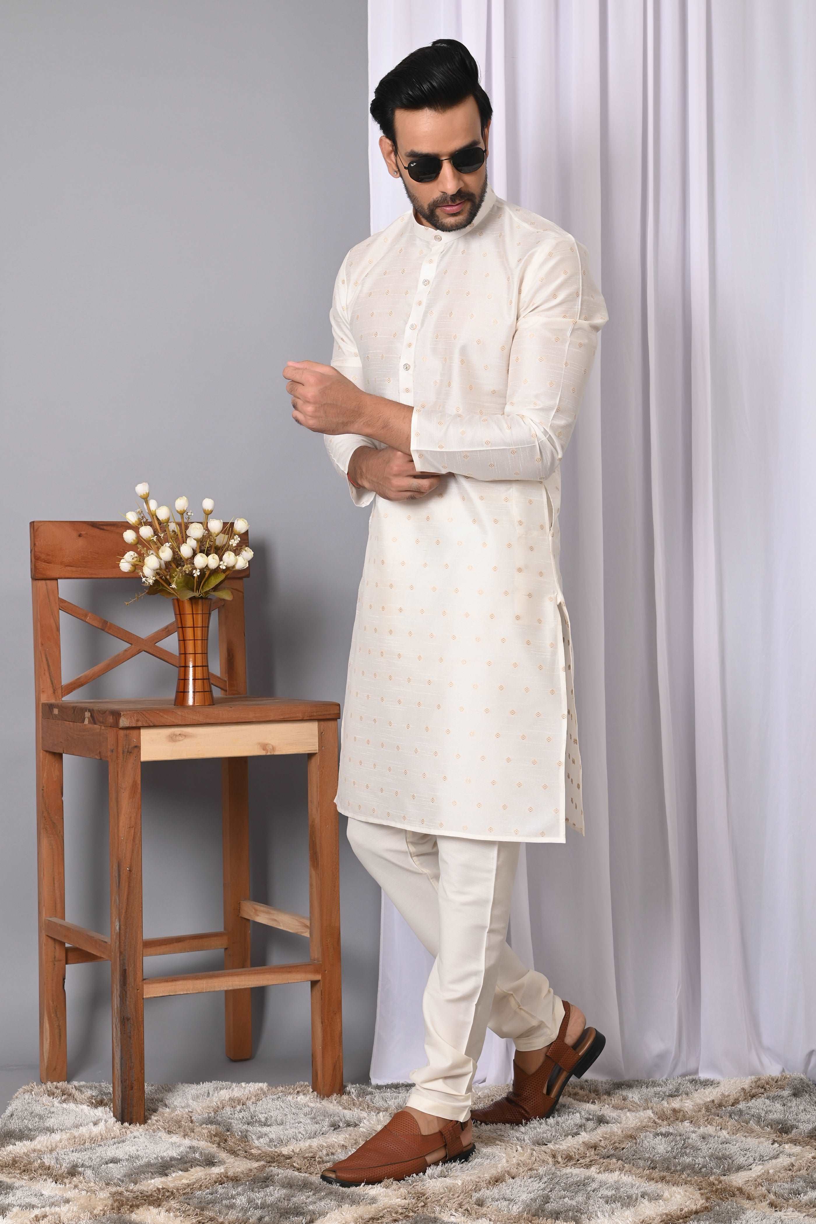 Mens White Jacquard Silk kurta pyjama ethnic traditional wear Indian party suit kurta men