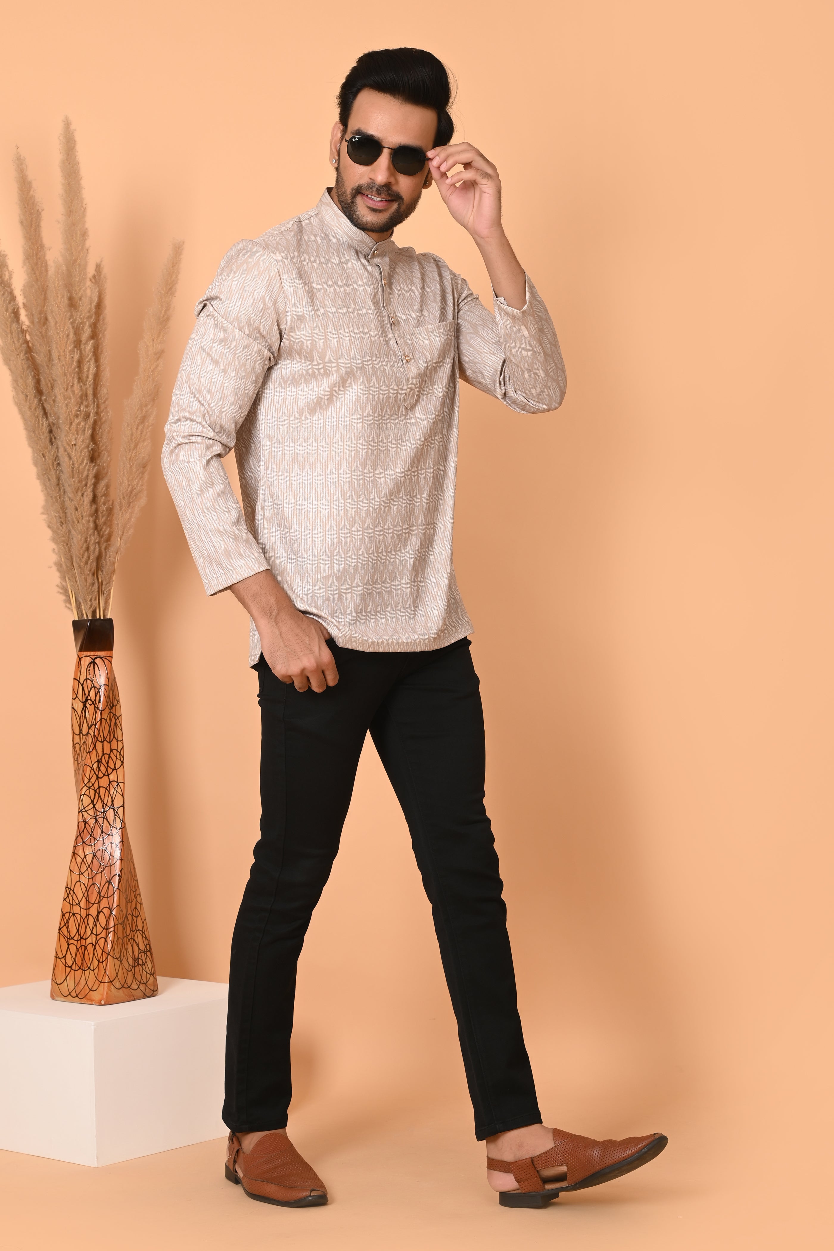 Men's Short Kurta - Ethnic Traditional Wear | Stylish Short-Length Kurta for Men