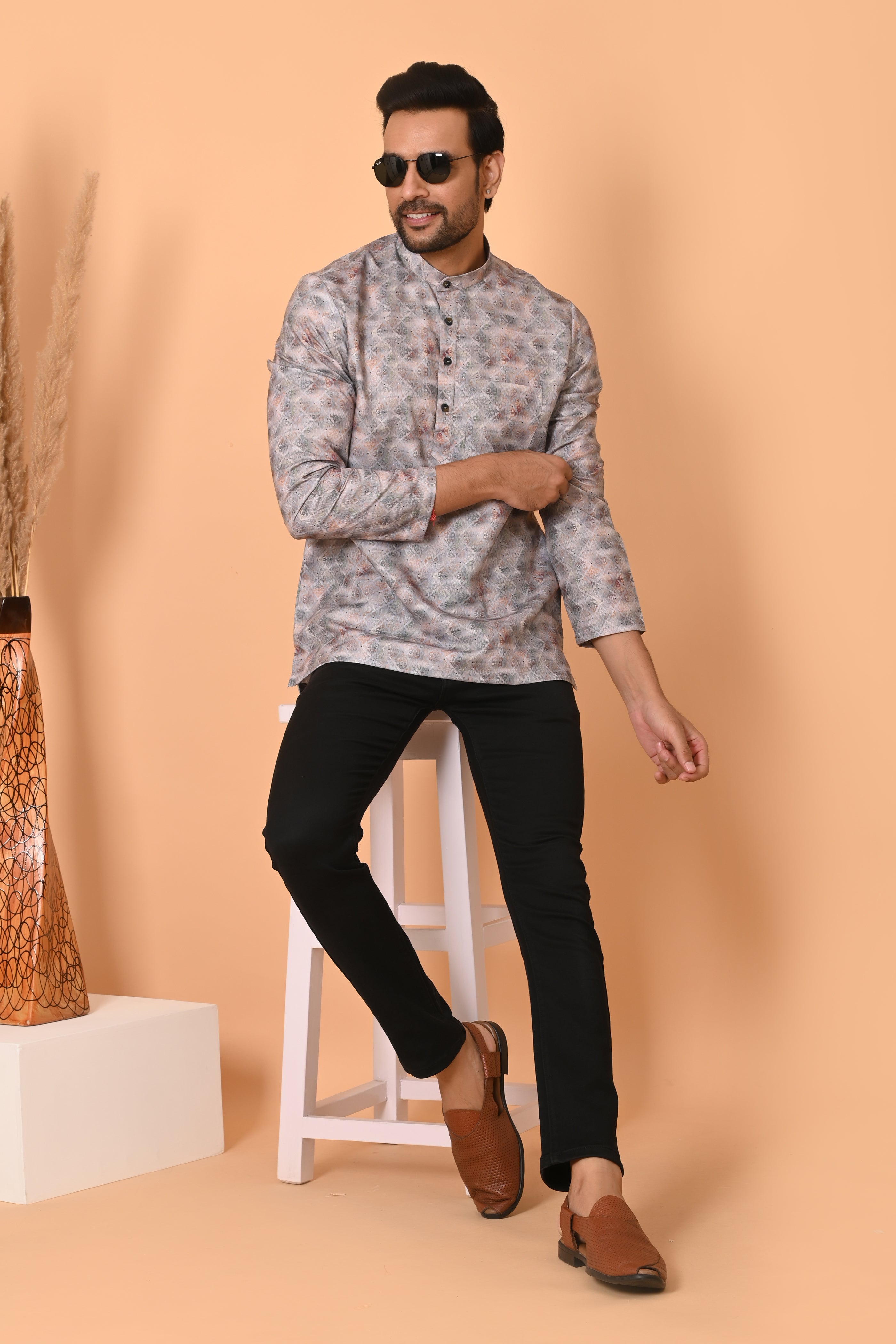 Men's Short Kurta - Ethnic Traditional Wear | Stylish Short-Length Kurta for Men