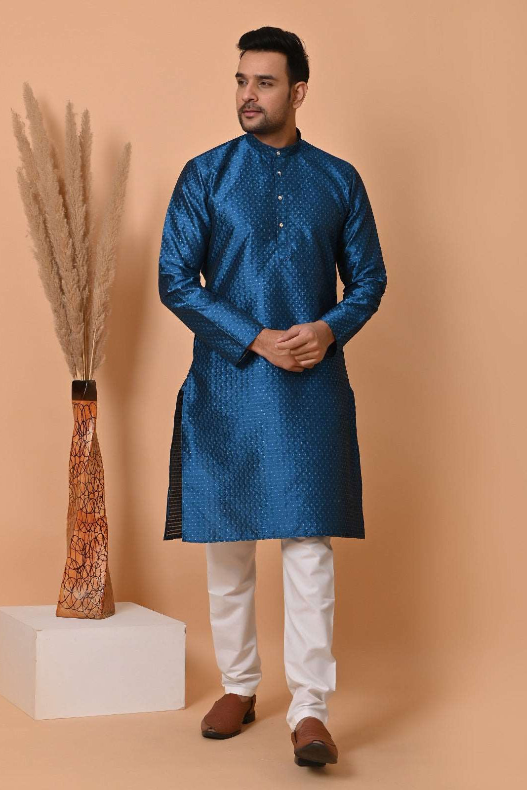 Blue jacquard silk Kurta Set  With Zari Motif