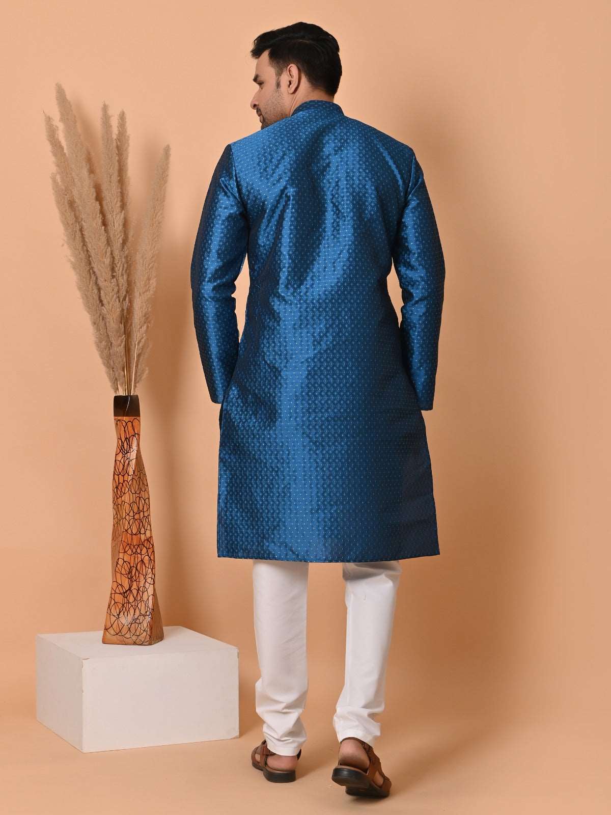 Blue jacquard silk Kurta Set  With Zari Motif