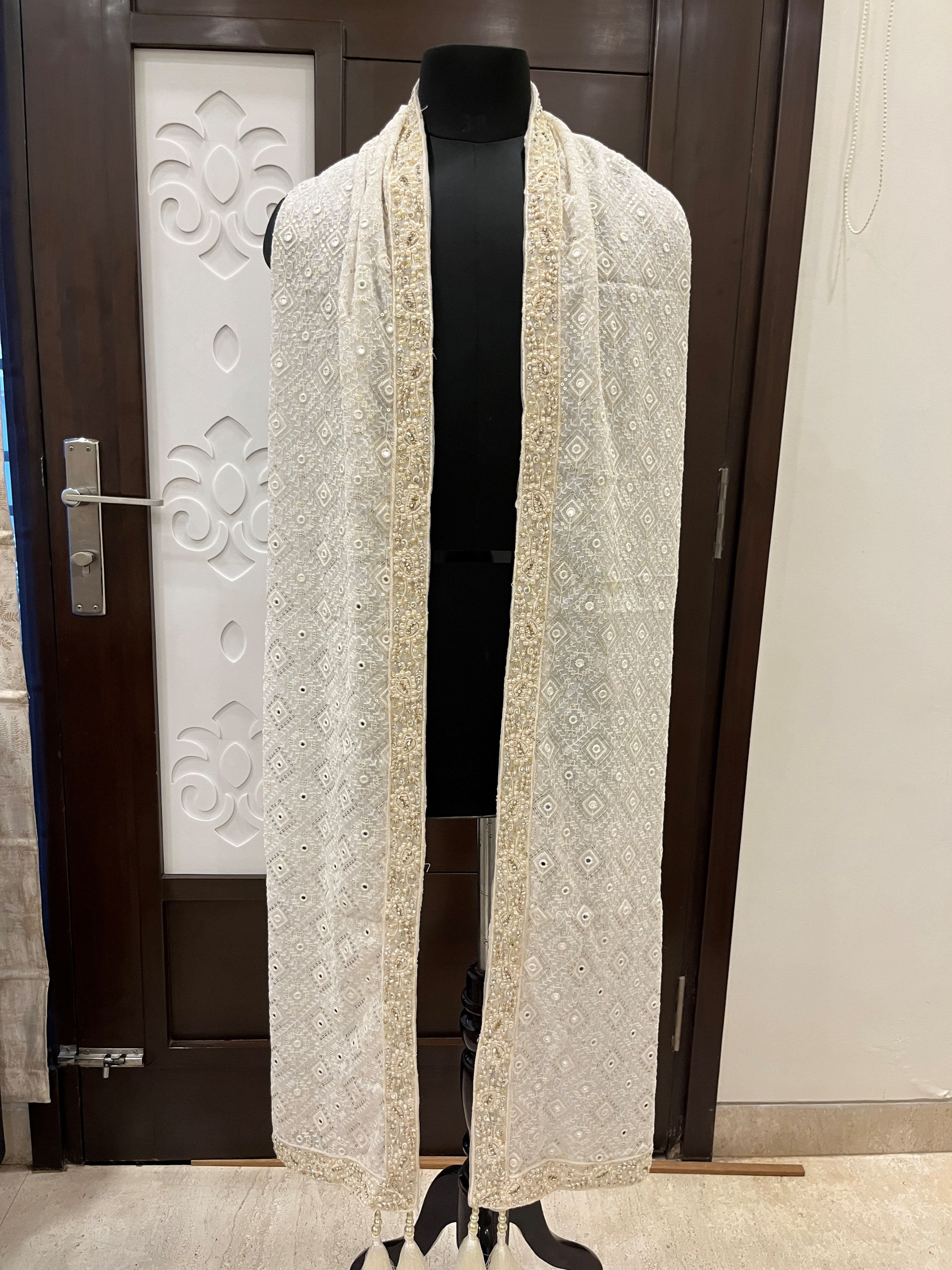 Men's wedding shawl | Stole/dupatta For Men's sherwani | Chikankari Stole for men |Ivory stole for sherwani/kurta pyjama