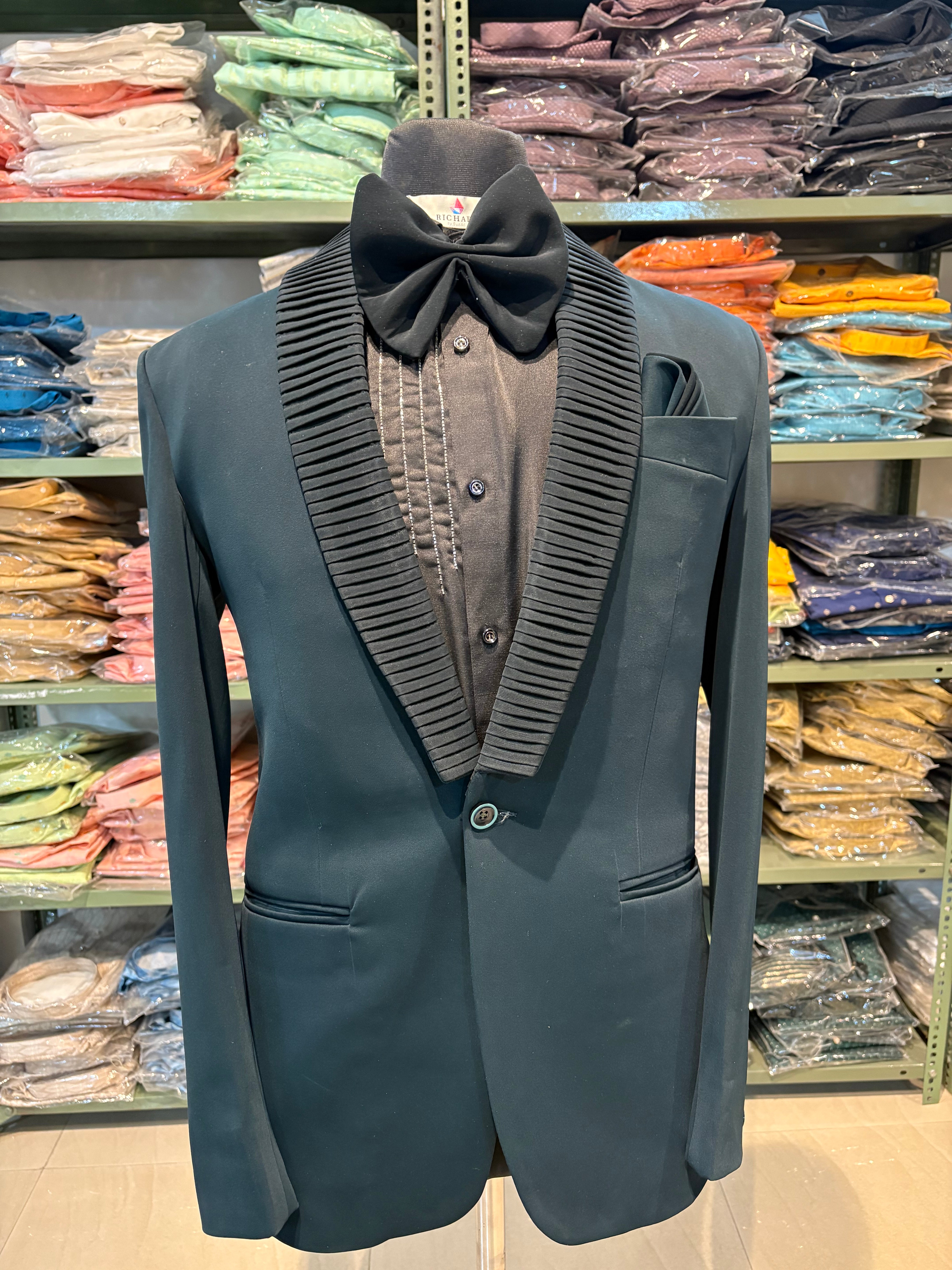 designer tuxedo for men | designer 2-piece suit for men | Groom and Groomsmen Outfit