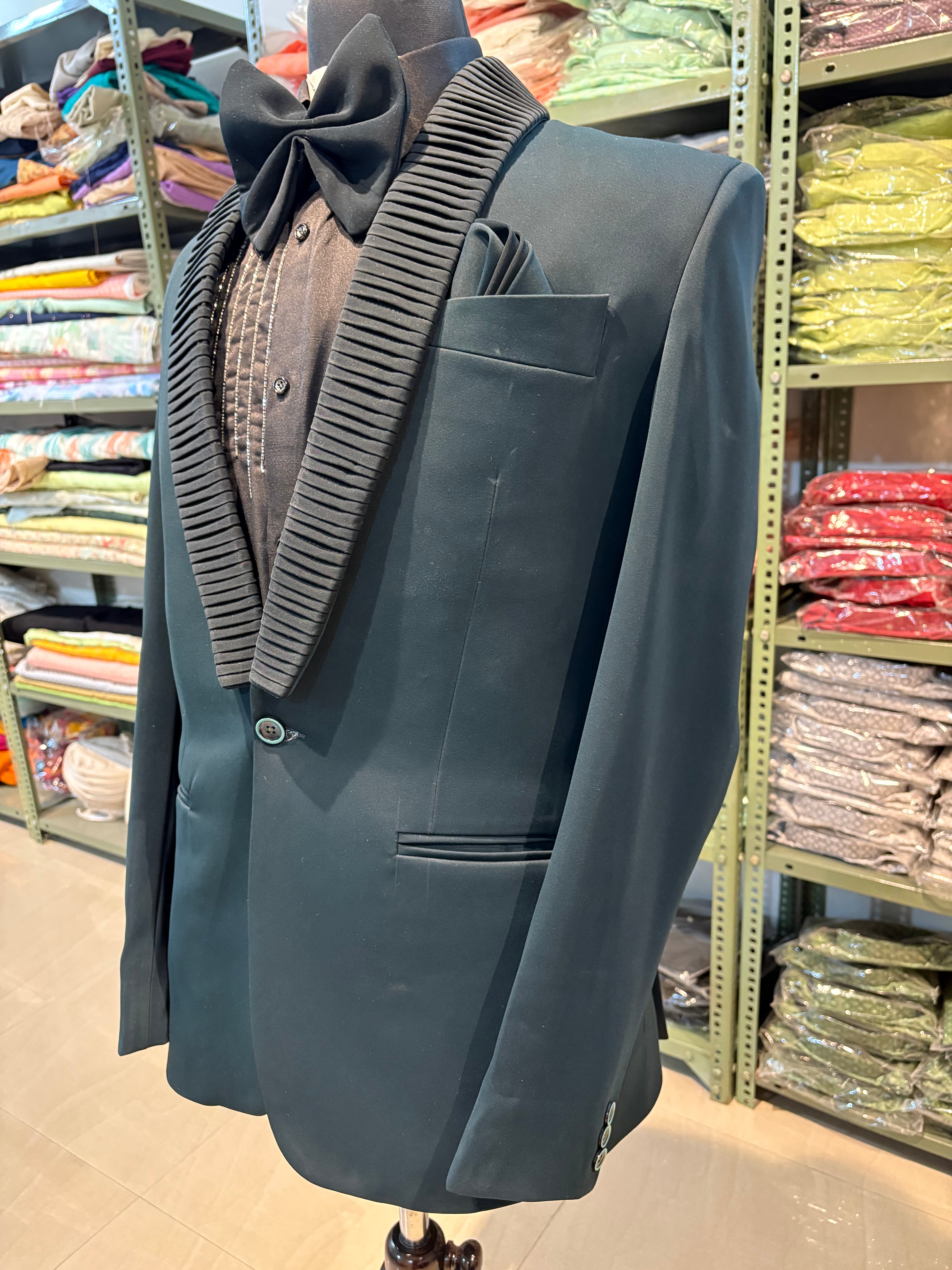 designer tuxedo for men | designer 2-piece suit for men | Groom and Groomsmen Outfit