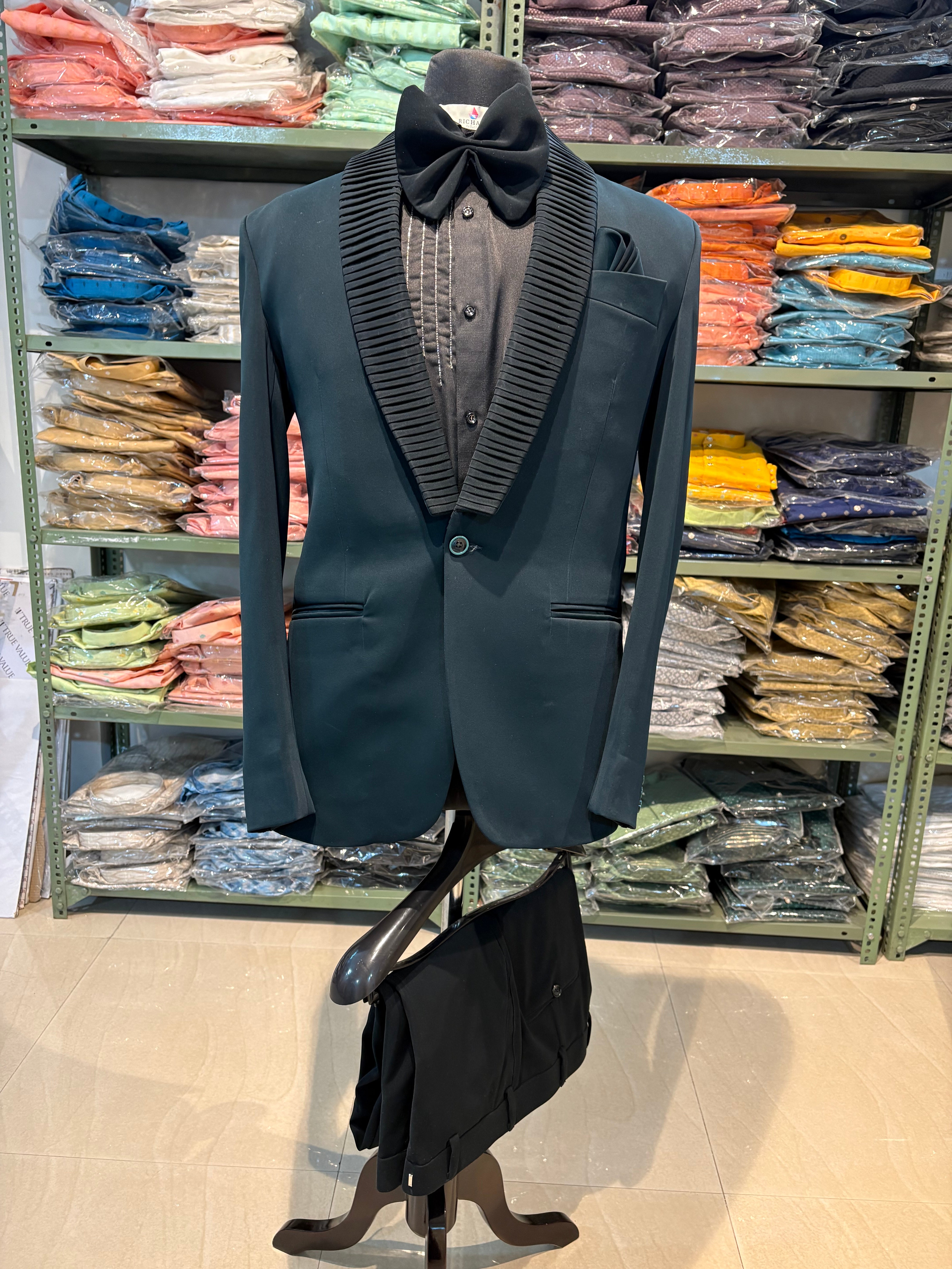 designer tuxedo for men | designer 2-piece suit for men | Groom and Groomsmen Outfit