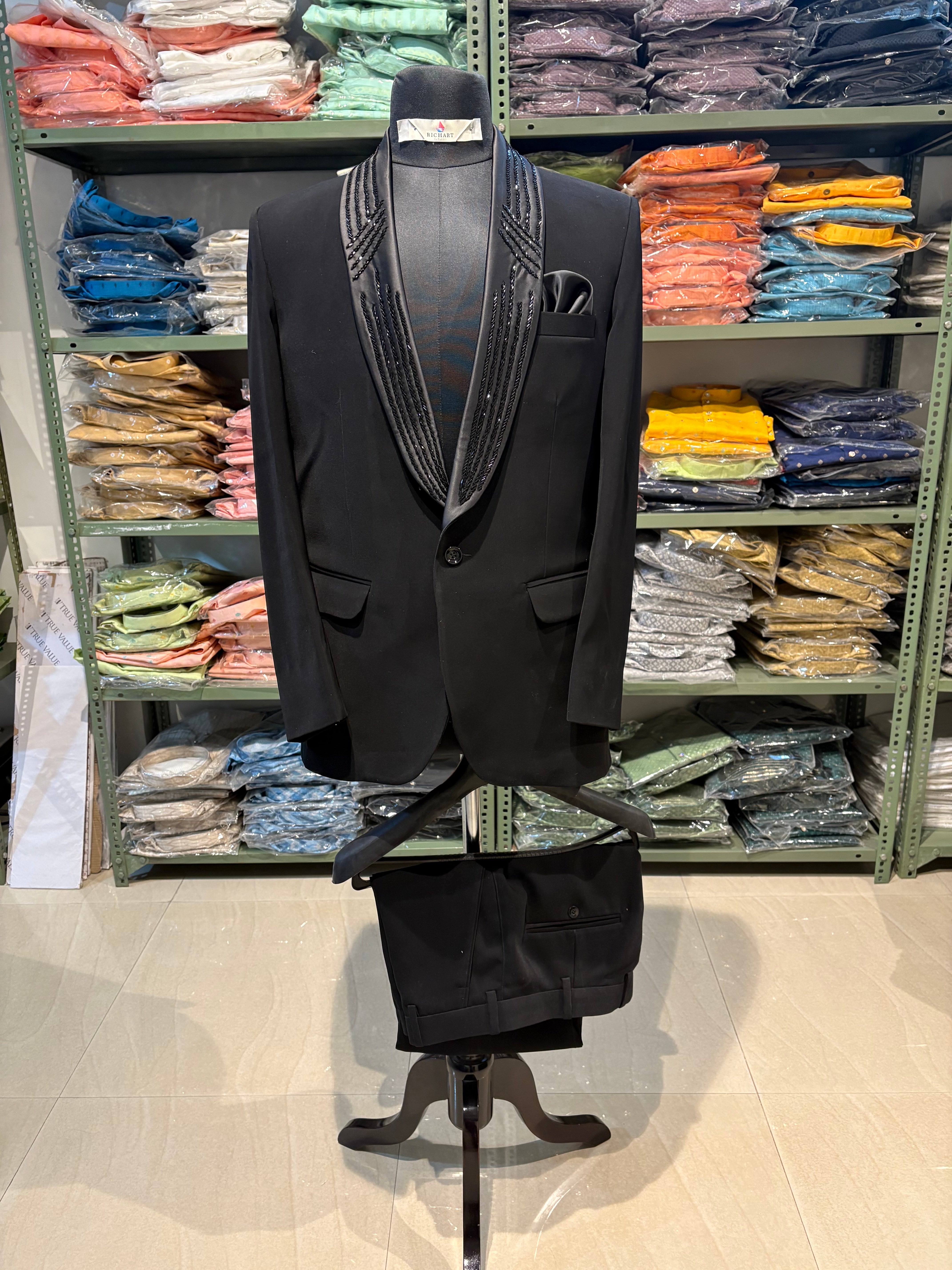 designer tuxedo for men | designer 2-piece suit for men | Groom and Groomsmen Outfit