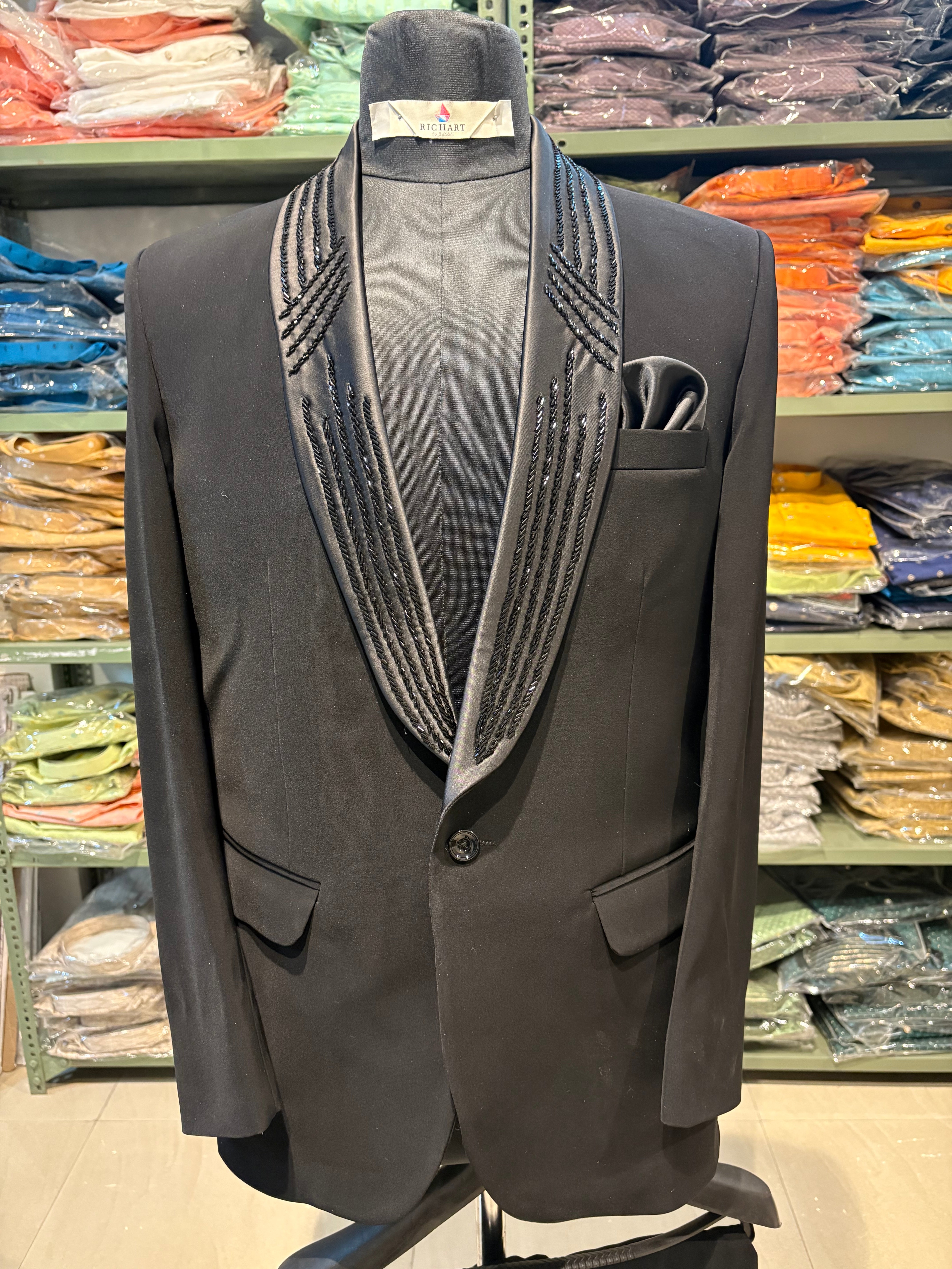designer tuxedo for men | designer 2-piece suit for men | Groom and Groomsmen Outfit