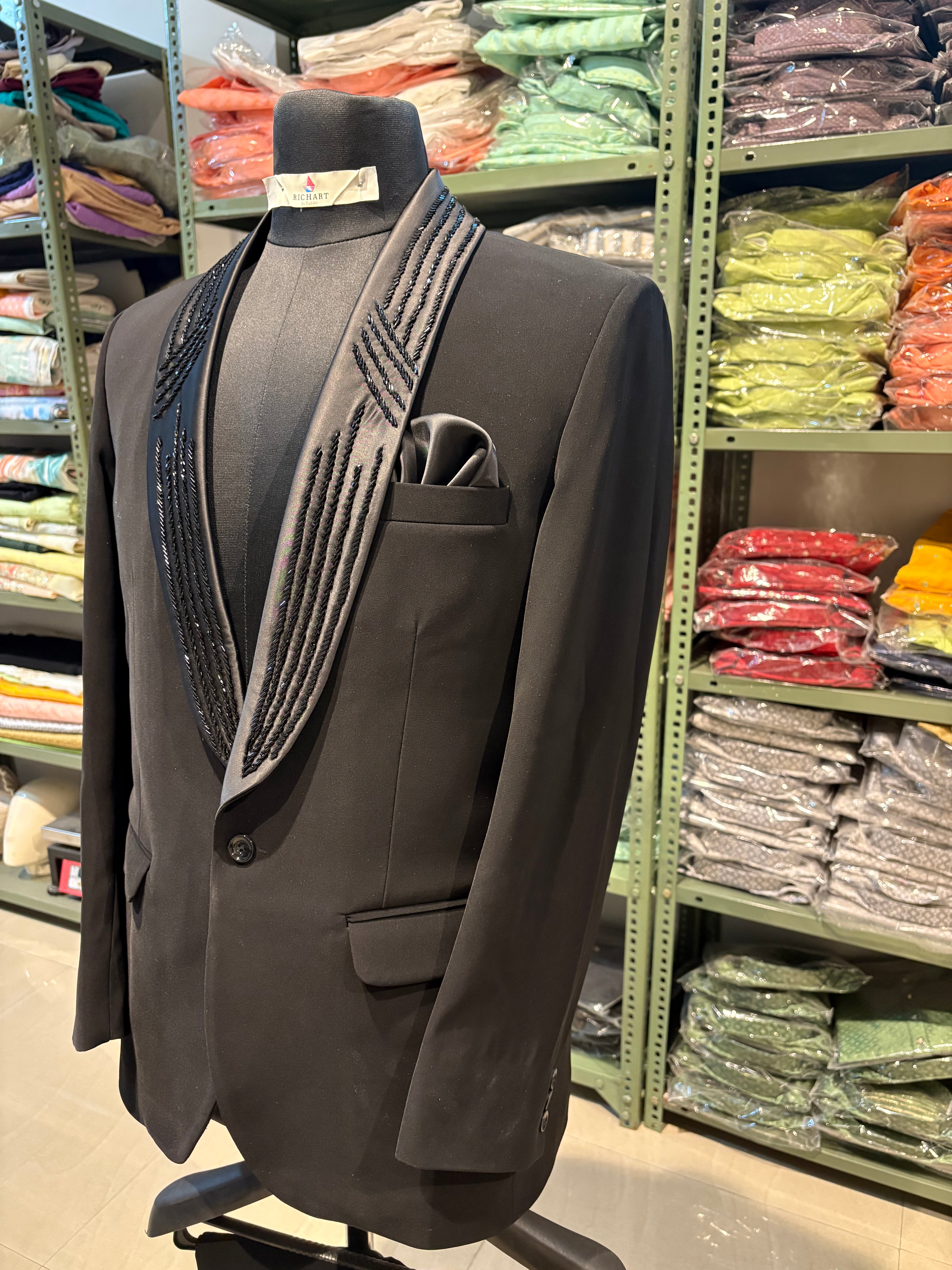 designer tuxedo for men | designer 2-piece suit for men | Groom and Groomsmen Outfit