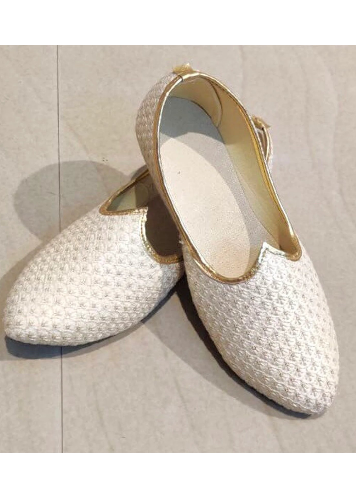 White Chikankari Thread Work Punjabi Jutti For Men's Gold Traditional Handmade Wedding Bridal Shoes Ethnic Mojari Flat Khussa Jooti | Mojari Stylish Juttis