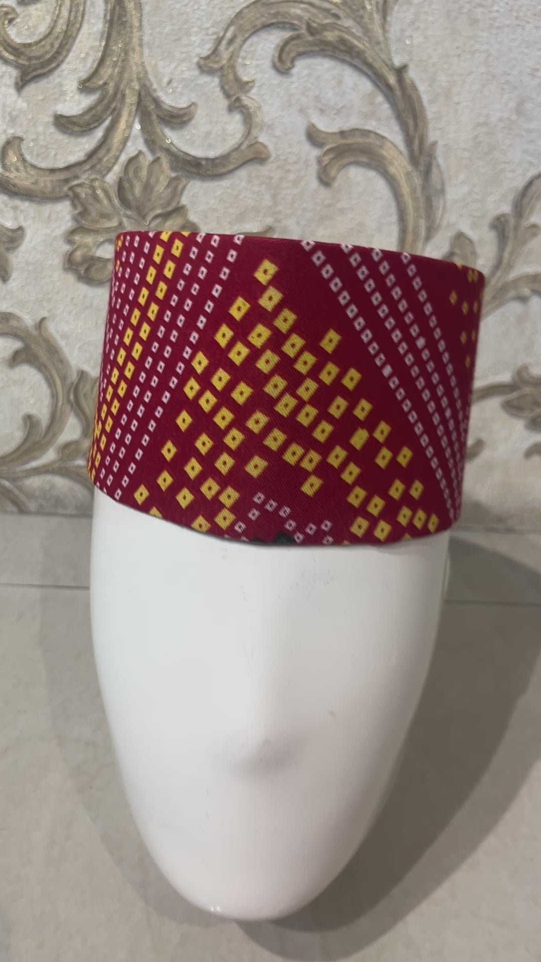 Puja hat